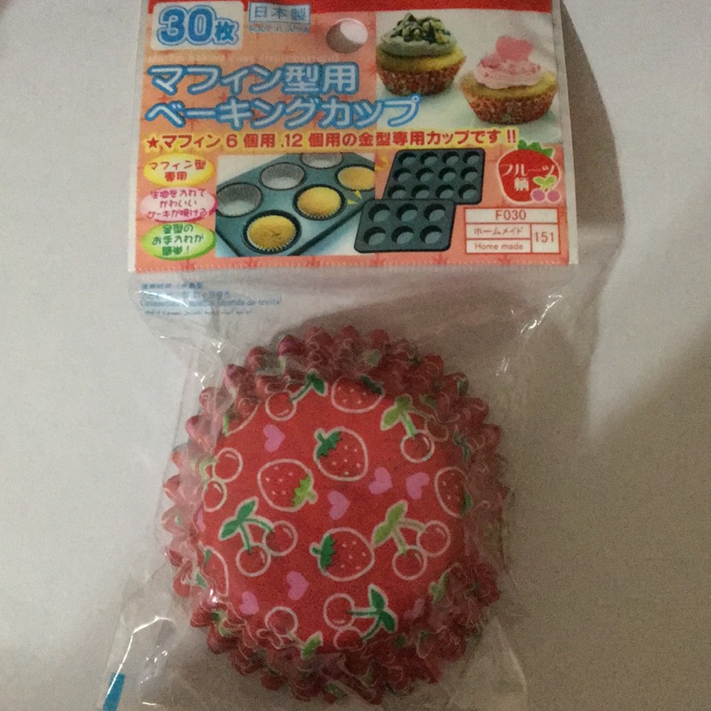 Japanese Baking Cups 30 pack Strawberry & Cherry